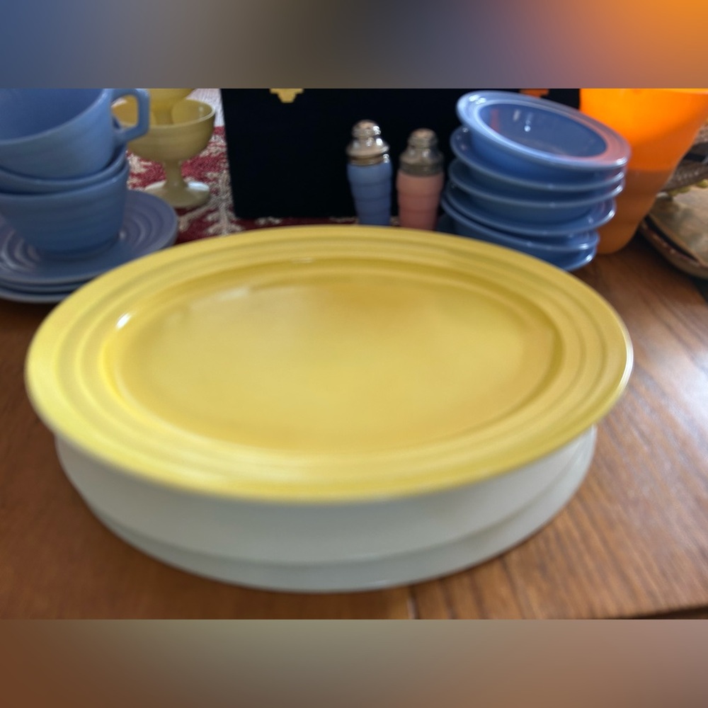 HAZEL ATLAS Moderntone Platonite Pastel 12” Yellow Serving Platter